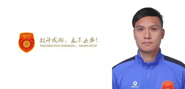 潘晓霜这个人物出现以后，像一团火一样的去熔化他，熔化他那个坚硬的外壳，在那个炎凉的社会里面，这个孤单的人被一团火温暖着，就很让人欣慰